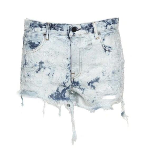 Alexander Wang 100% Cotton Distressed Bleach Wash Mini Shorts • Size 25 ⬇️ - Picture 1 of 4